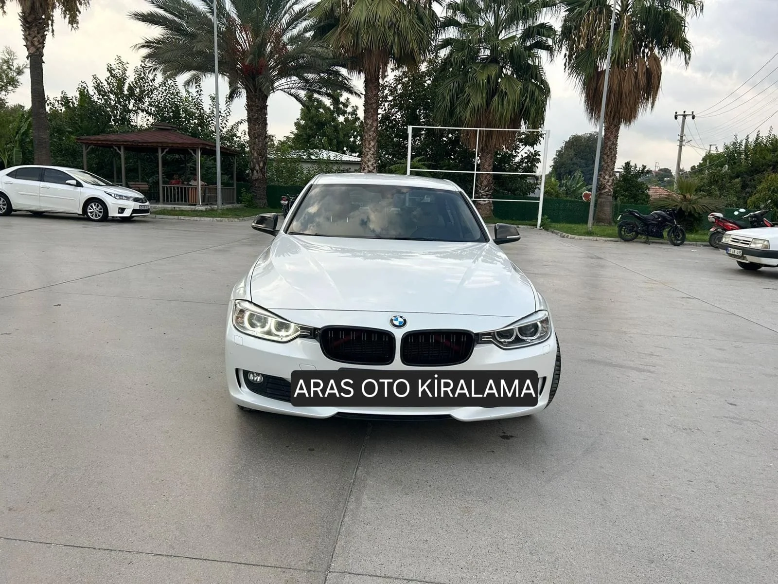 BMW 320 · araç fotoğrafı