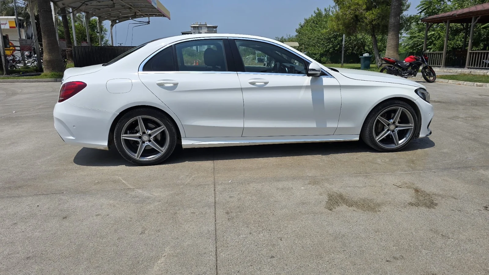 Mercedes-Benz C200 araç fotoğrafı