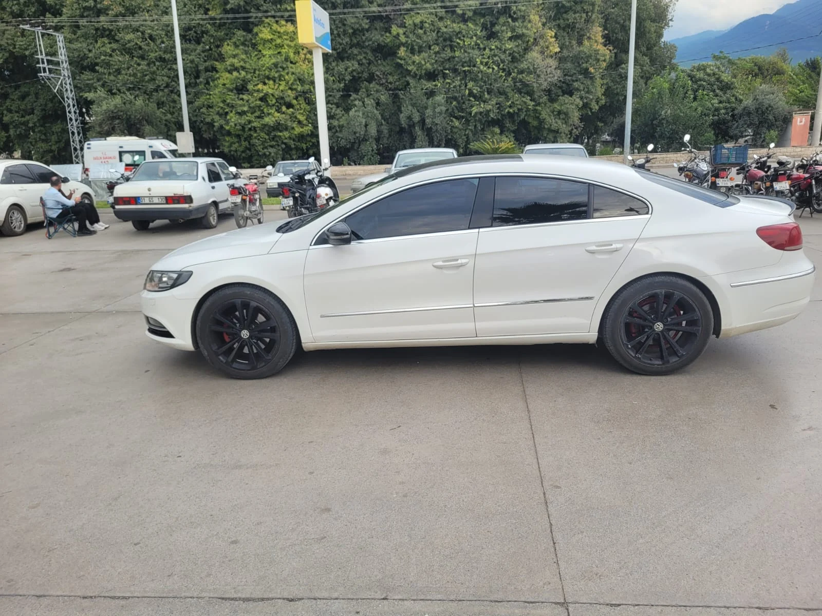 Volkswagen Passat CC · araç fotoğrafı
